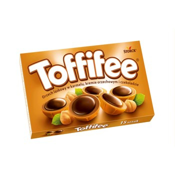 Toffifee Orzech laskowy w karmelu kremie orzechowym i czekoladzie 125 g (15 sztuk)