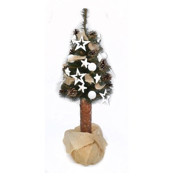 Choinka zdobiona na pniu w worku jutowym