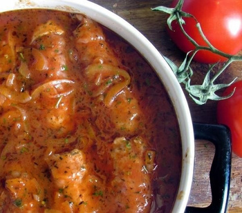 Roladki wieprzowe z nadzieniem meksykańskim w sosie pomidorowym Szubryt 480g