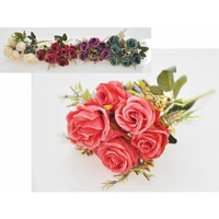 Bukiet sztucznych róż