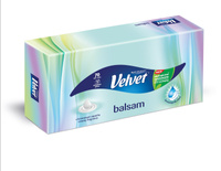 Velvet Balsam Chusteczki uniwersalne o kremowym zapachu 70 szt