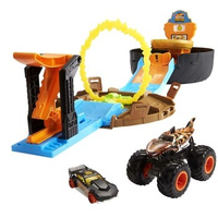 Hot Wheels Monster Trucks Opona – Kaskaderska arena Zestaw do zabawy + 2 pojazdy