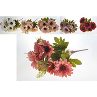 Bukiet sztucznych kwiatów