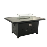 Stół z paleniskiem